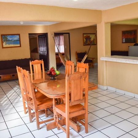 Hotel Gaby Inn Zihuatanejo Luaran gambar