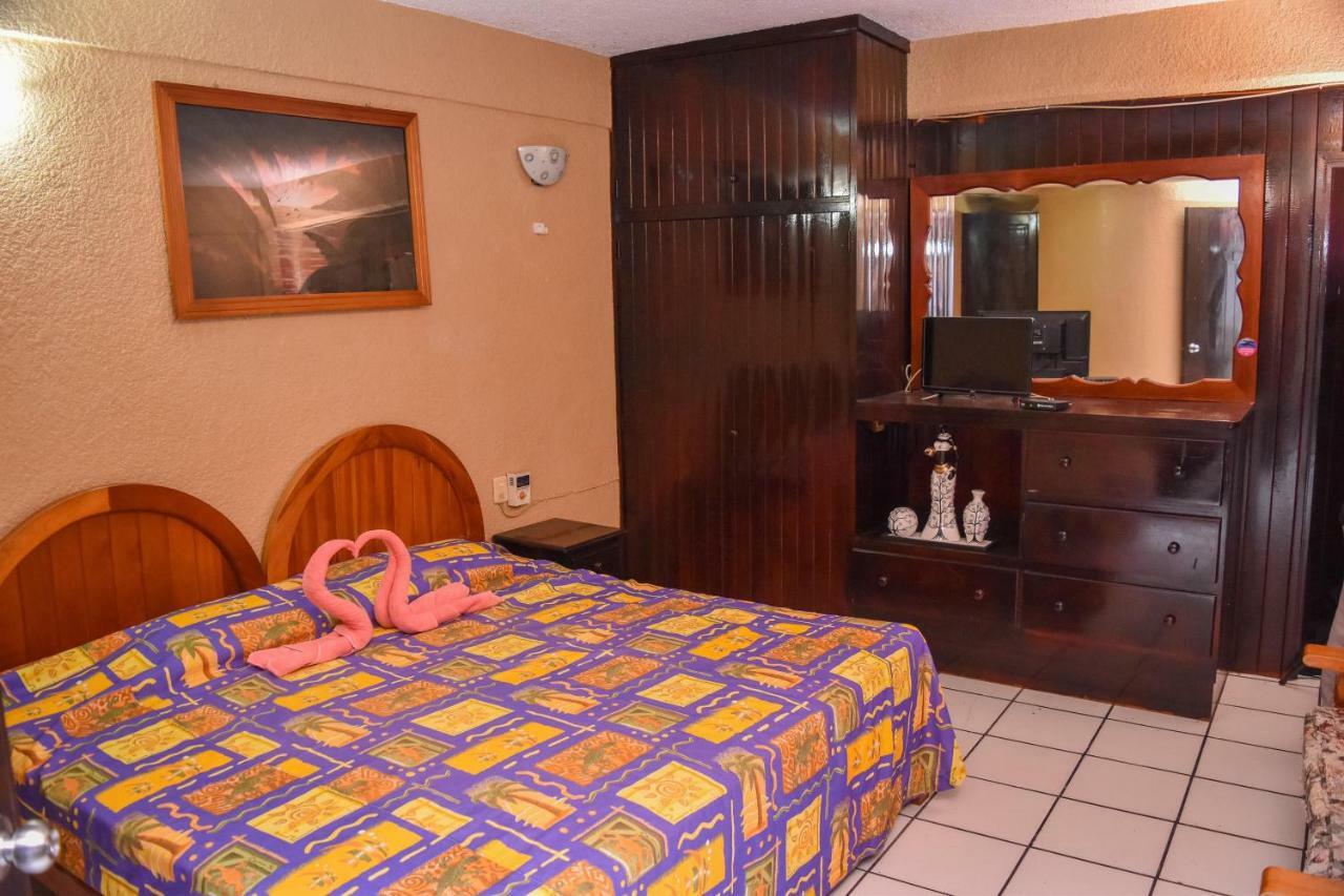 Hotel Gaby Inn Zihuatanejo Luaran gambar