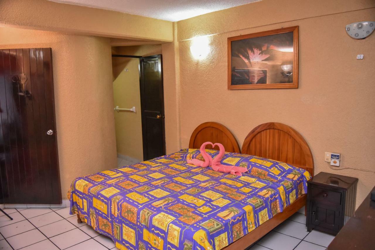 Hotel Gaby Inn Zihuatanejo Luaran gambar
